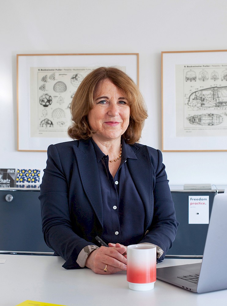 kleines Profilfoto von Prof. Marion Digel|Professorin Grundlagen des Industrial Designs