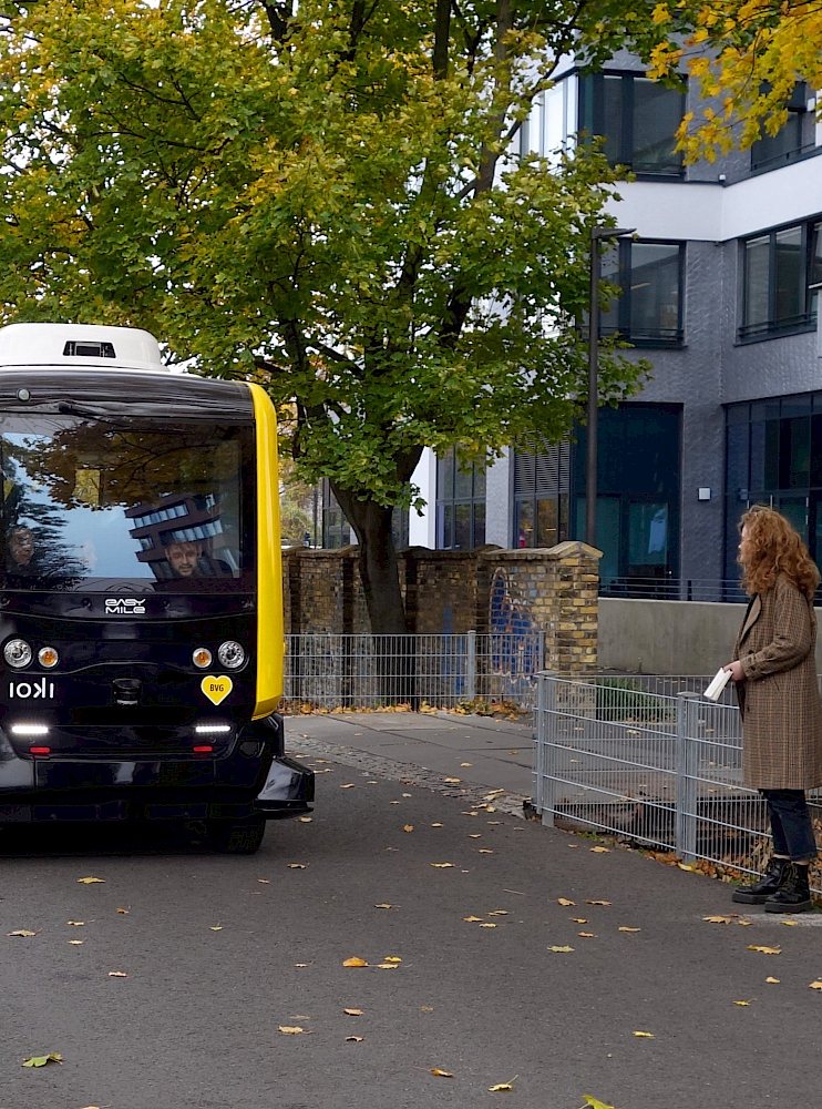 Artikel Vorschaubild: Exkursion zur Mobilität der Zukunft|Wo stehen Forschung und Praxis aktuell in der E-Mobilität?