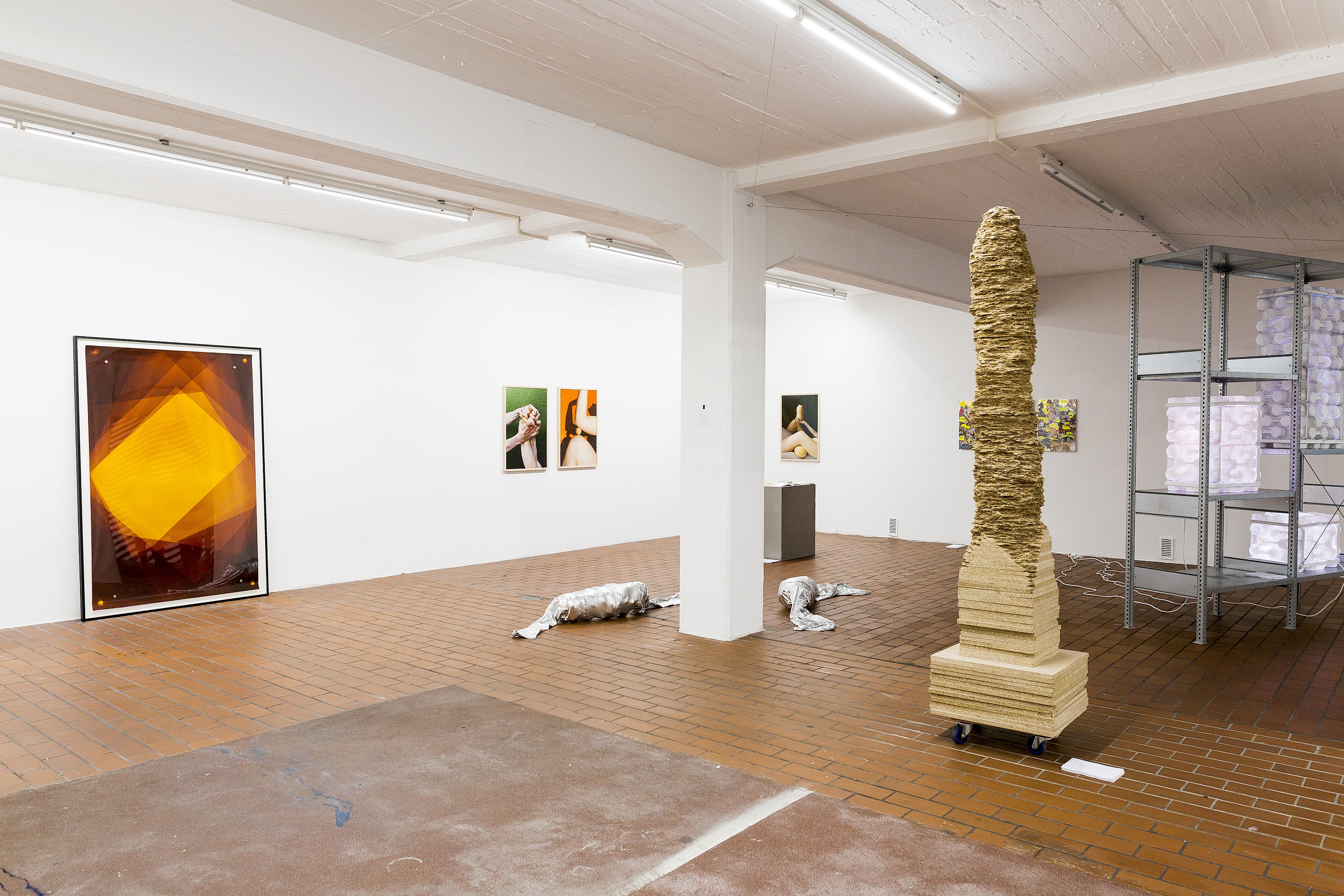 Bildname: folkwang-industrial-design-ausstellung_freiraum_folkwang_im_kunstverein_duisburg-uuhvmc