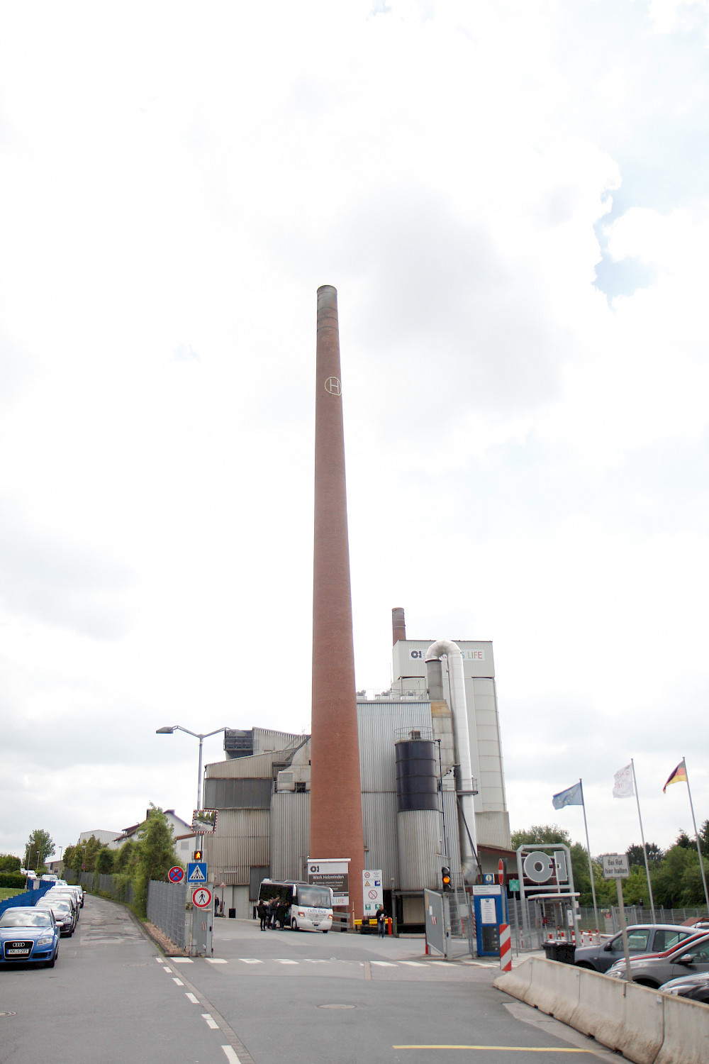 Bildname: folkwang-industrial-design-exkursion_glashutte_holzminden-ri6oyj