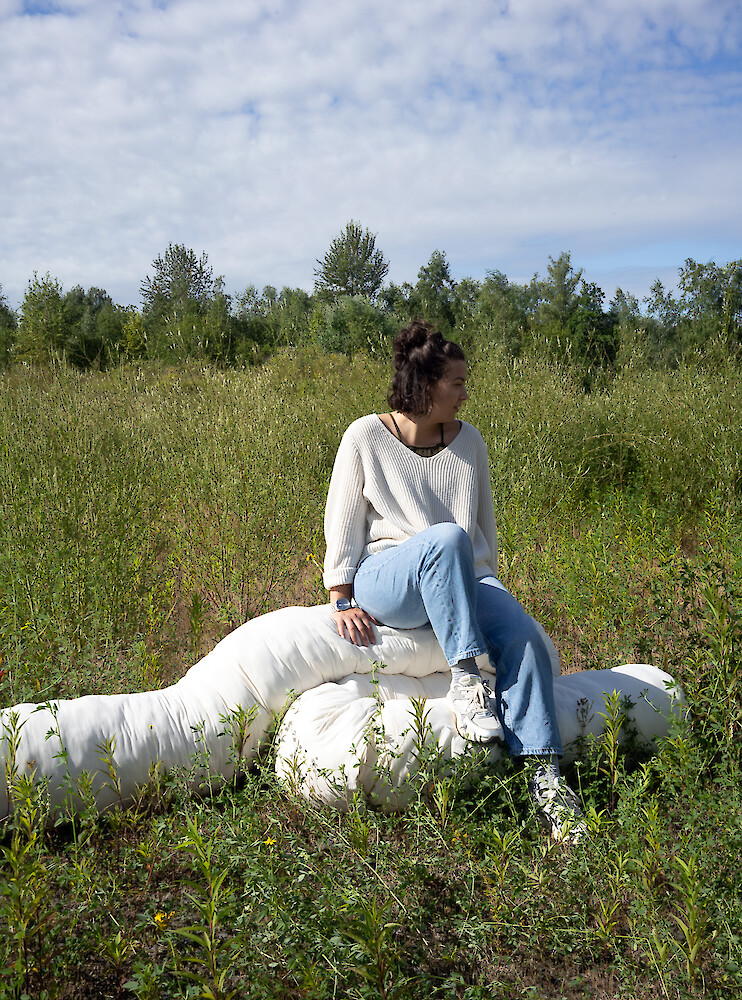 Teaserbild von Projekt MySign|Entwicklung eines Sitzmöbels aus myzelbasiertem Material unter Berücksichtigung umweltrelevanter Aspekte
