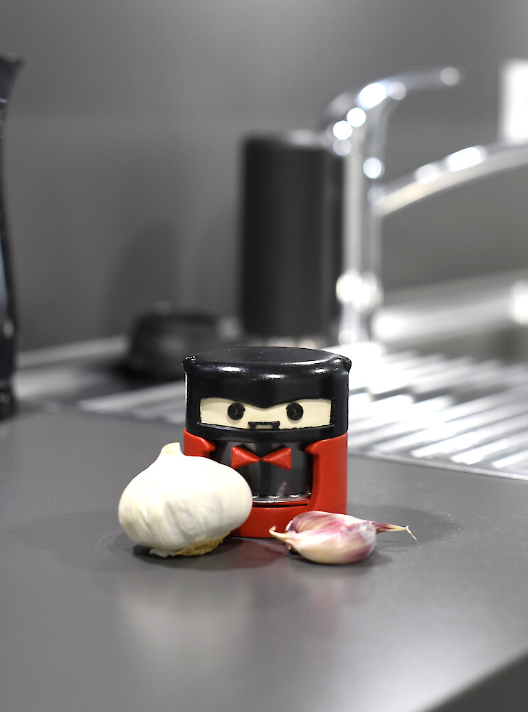 Teaserbild von Projekt Vampir-Knoblauchpresse|Freundliche Küche (Spaß!-Freude!-Sicherheit!)