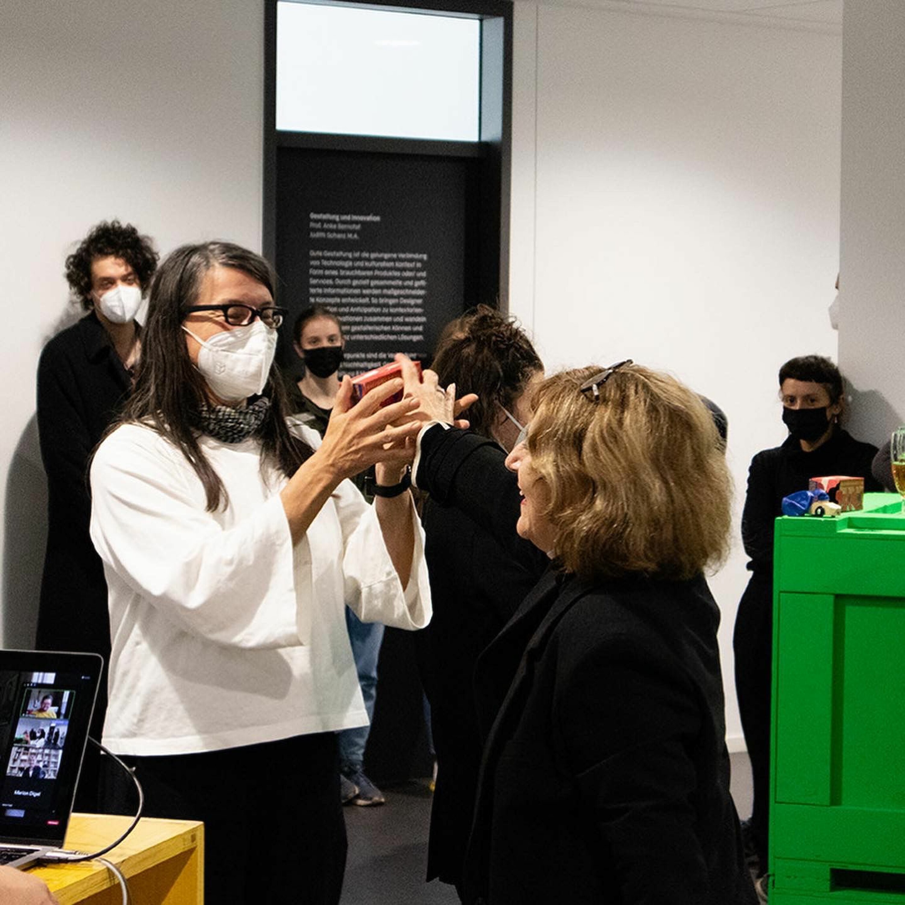 Bildname: folkwang-industrial-design-future_design_embassies_-_opening_ceremony_19