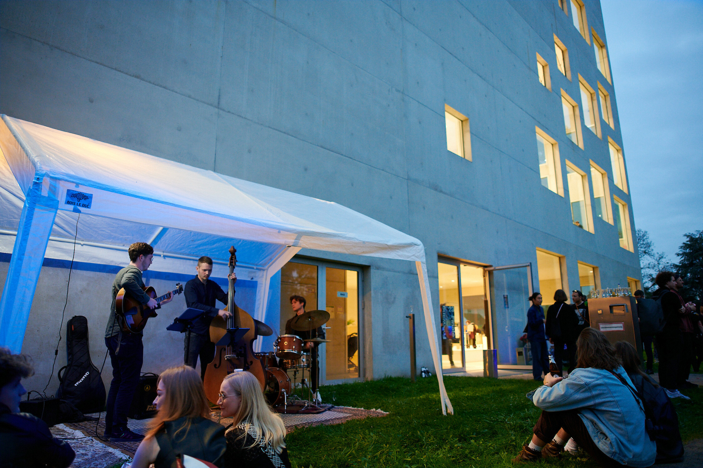 Bildname: folkwang-industrial-design-folkwang_finale_2023_-_ruckblick-xwbvwi