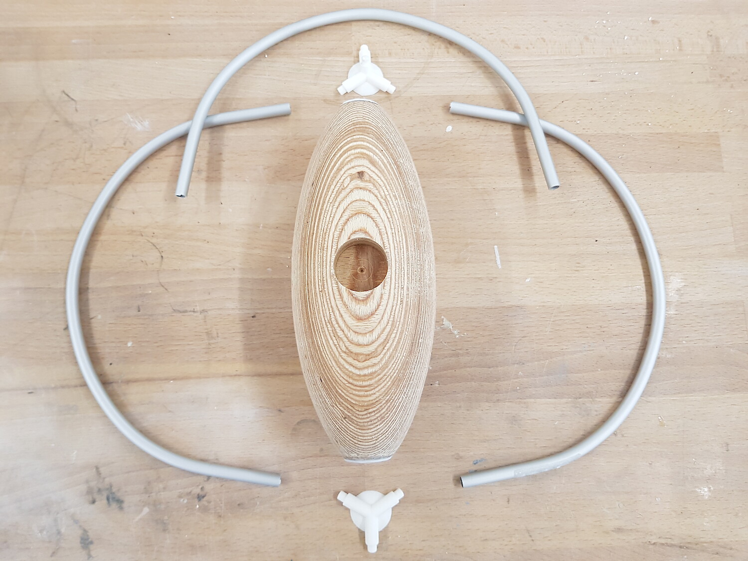 Bildname: folkwang-industrial-design-third_hand-weh7c3